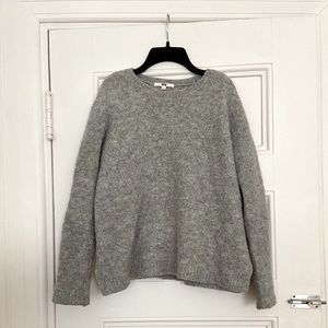 Uniqlo Light Gray Wool Sweater Size S